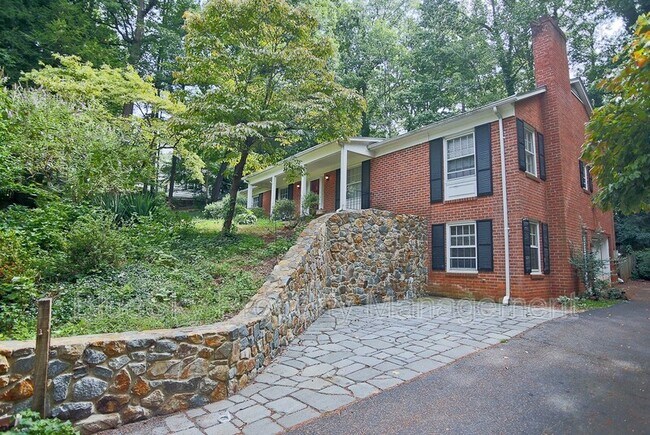 Foto del edificio - 1626 Brandywine Dr
