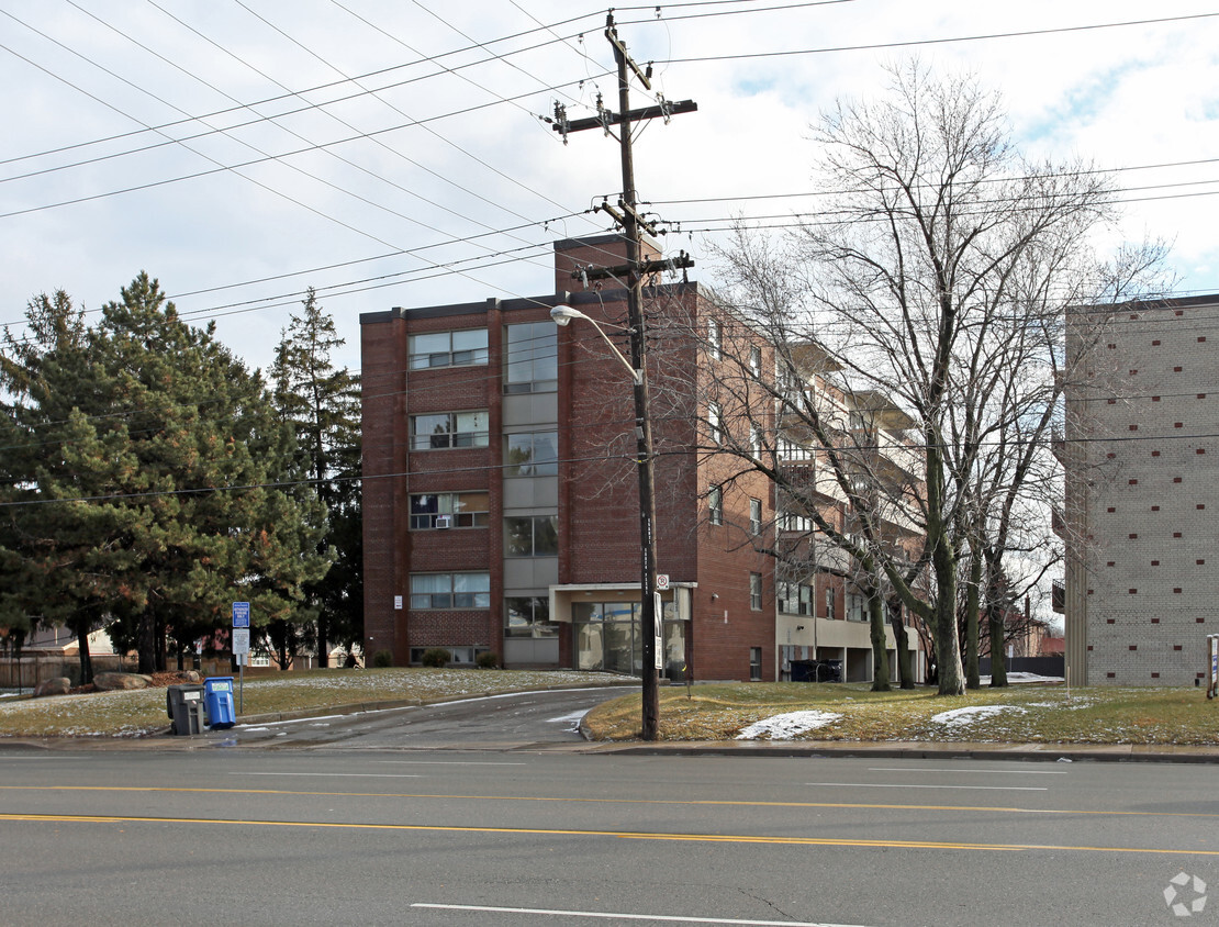 Primary Photo - 1191 Ellesmere Rd