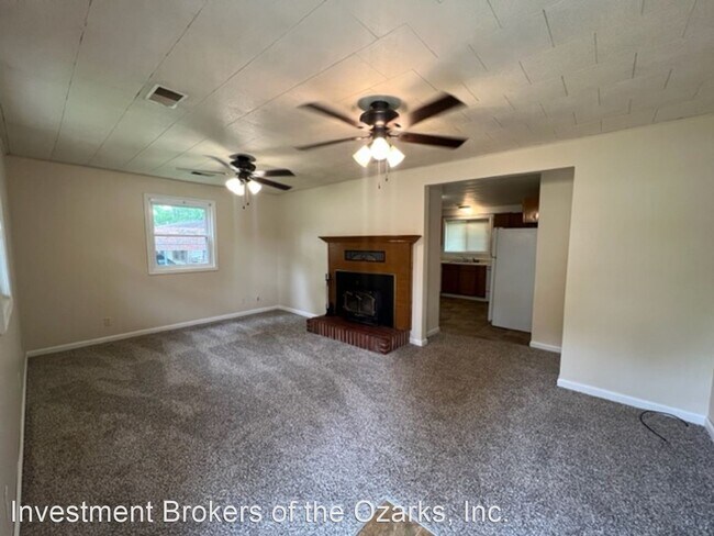 Building Photo - 2 br, 2 bath House - 1341 Acacia Club Road