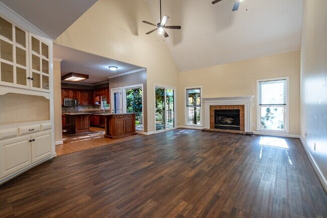 Foto del edificio - 3 Buckingham Ct