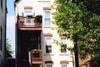 Building Photo - 1428 N Greenview Ave