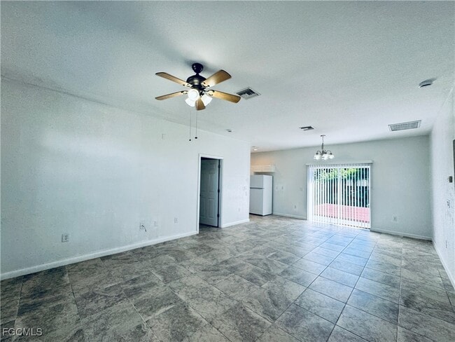 Foto del edificio - 4813 30th St SW