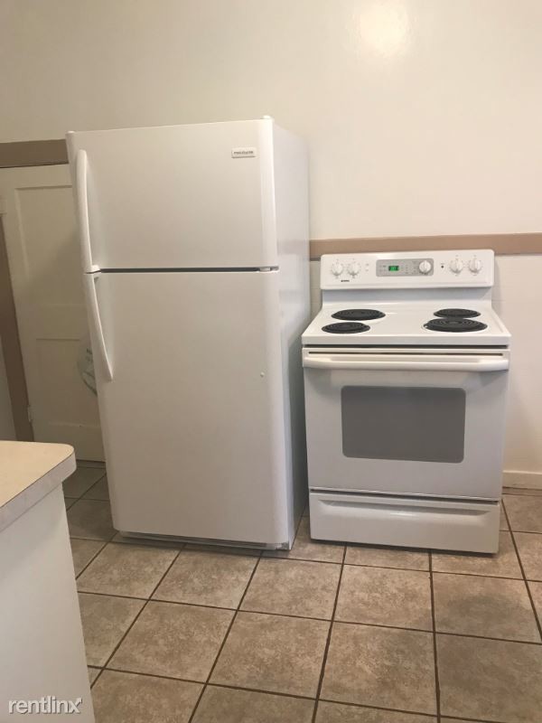 Foto del edificio - 1 br, 1 bath Apartment - 1221 Longwood Ave