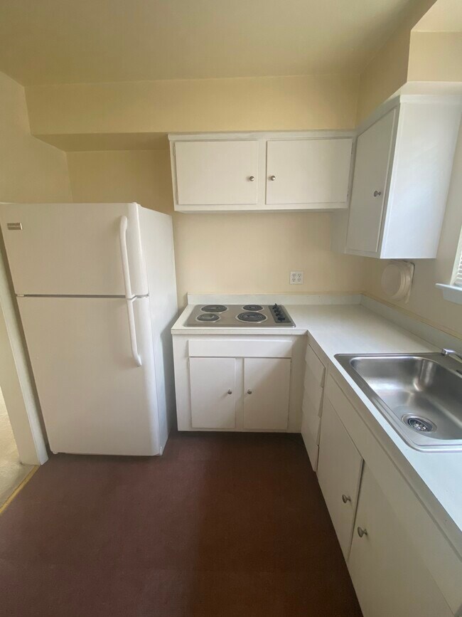 235 S Park Way Unit 2, Broomall, PA 19008 Condo for Rent in Broomall