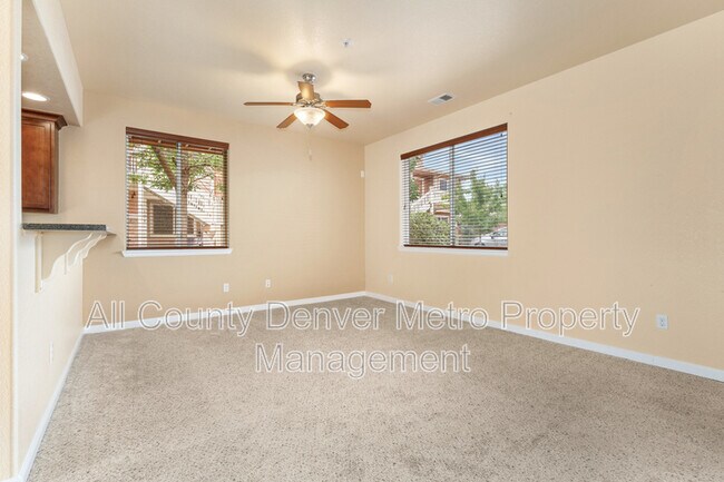Building Photo - 5024 Everett St