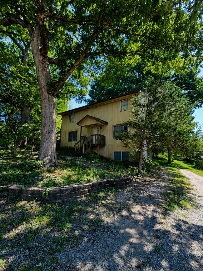 Building Photo - 495 Wakeman Ct NE