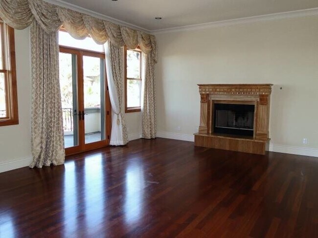 Foto del edificio - Large estate in the Oakland hills