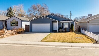 Building Photo - 272 Birch Ct