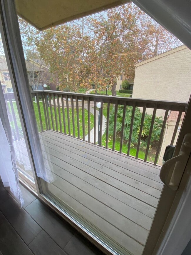 Foto del edificio - 2BD / 1BA Apartment with AC and parking in Mission Valley!