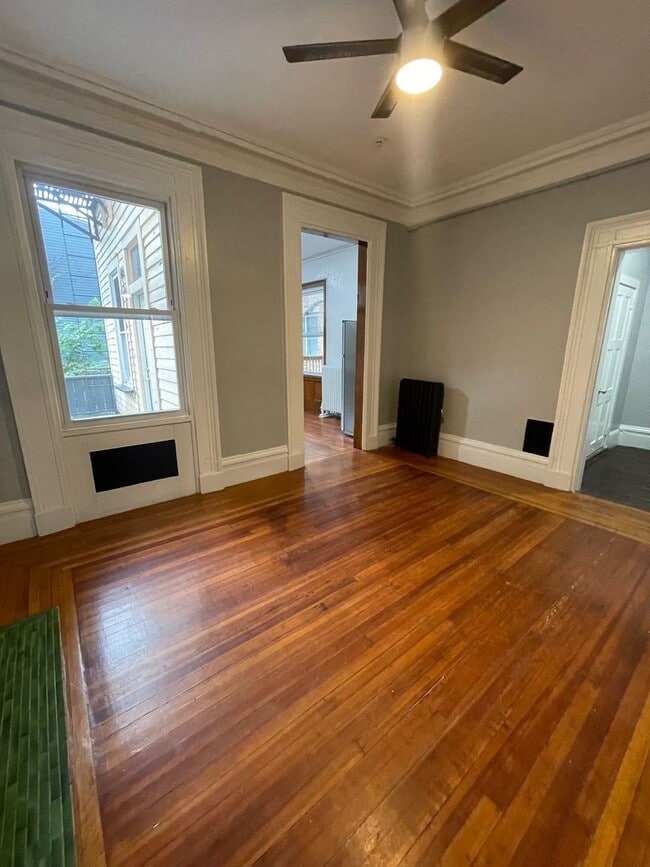 Foto del edificio - 151 Grand St