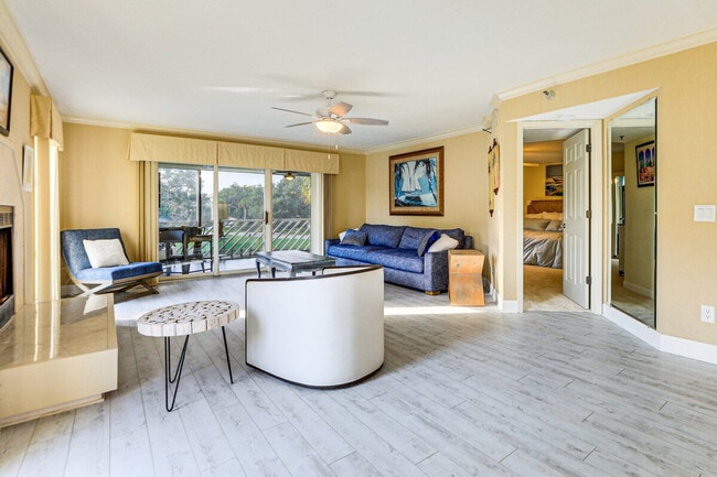 Building Photo - 113 Tidy Island Blvd