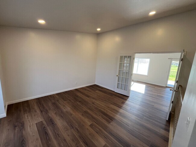 Foto del edificio - Beautifully Remodeled 4 Bed / 2 Bath Home in Stansbury Park