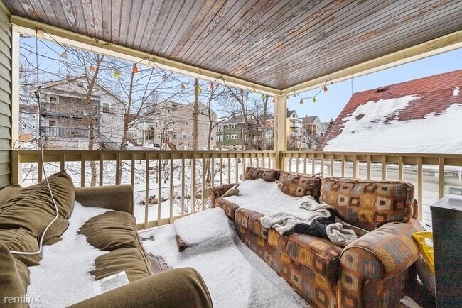 Foto del edificio - 5 br, 2 bath Duplex - 44 Hillside St 44 HI...