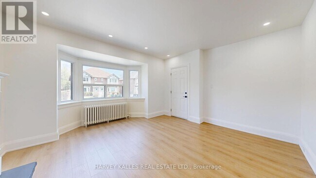 Photo du bâtiment - 1214 Avenue Rd