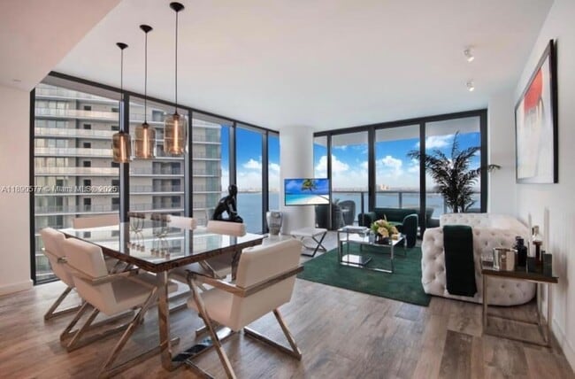 Photo - 650 NE 32nd St Apartment