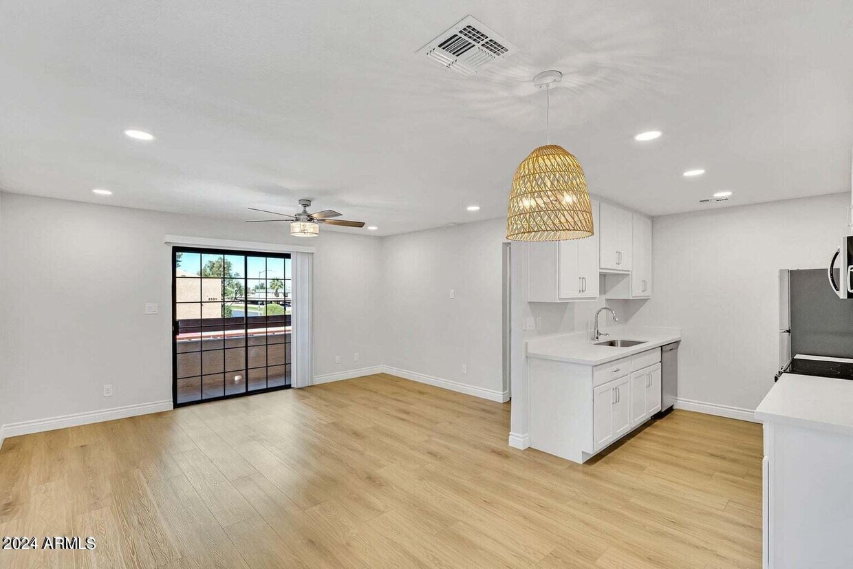 Foto principal - 3131 W Cochise Dr