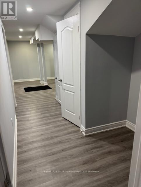 Photo du bâtiment - 19 John Carroll Dr