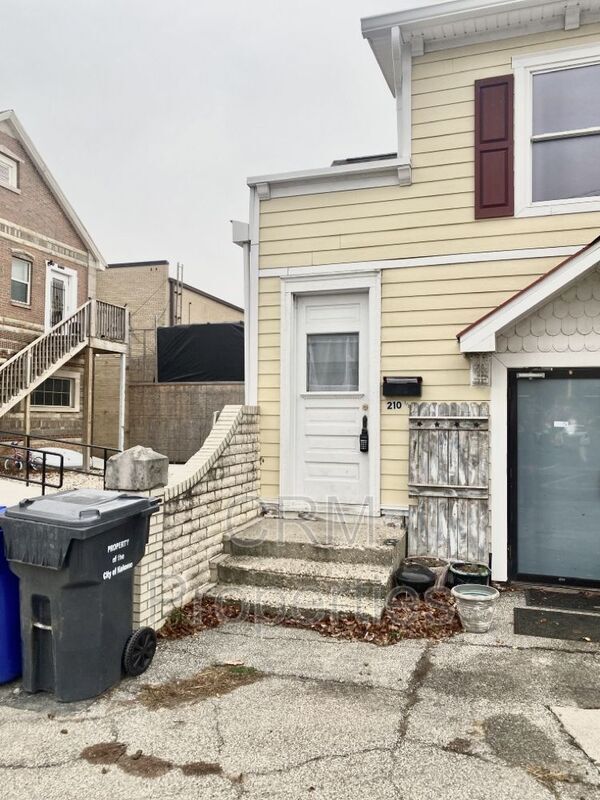 210 E Mulberry St, Kokomo, IN 46901 House Rental in Kokomo, IN