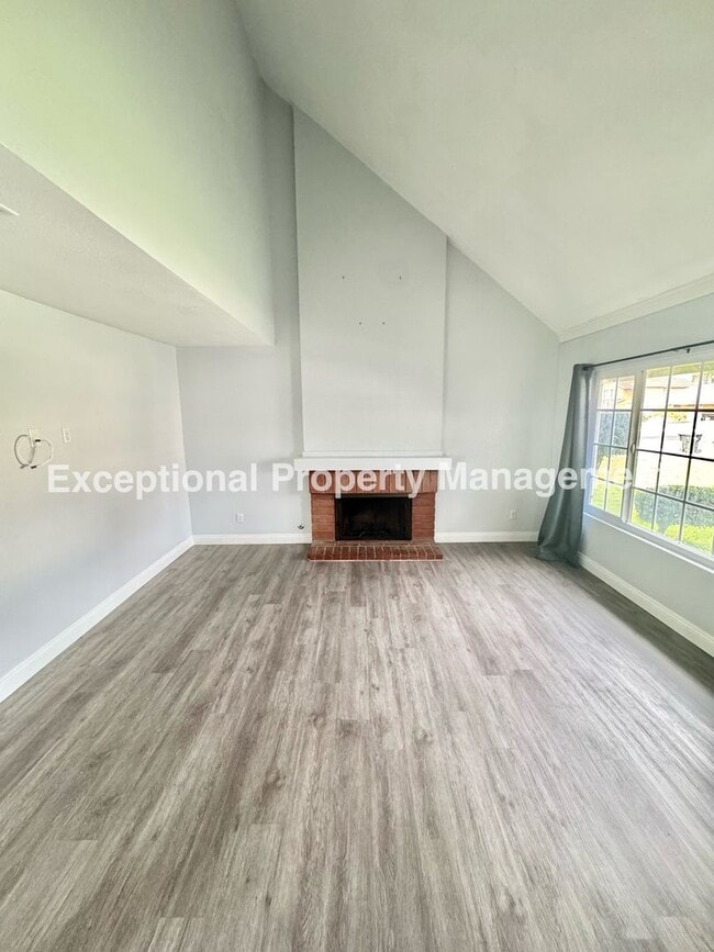 Foto del edificio - Ready to move in 3 bed 3 bath home!