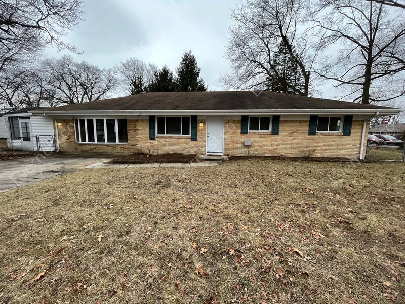 Primary Photo - 6222 Goodhue Dr