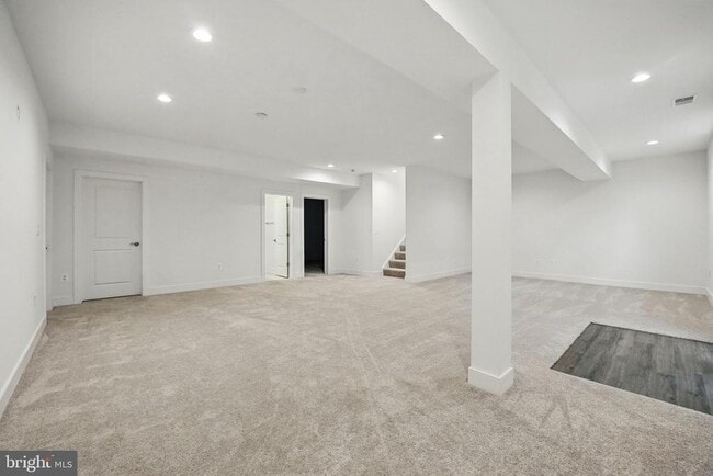 Foto del edificio - 5604 Clermont Dr