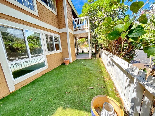 Building Photo - Elegantly Updated Unfurnished Kihei Villages 2 bedroom 1.5 Bathroom - One assigned parking stall