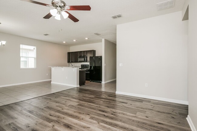 Foto del edificio - 4543 Baler Trails Dr