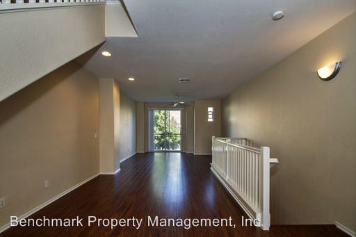 Building Photo - 1215 Elfin Forest Rd E