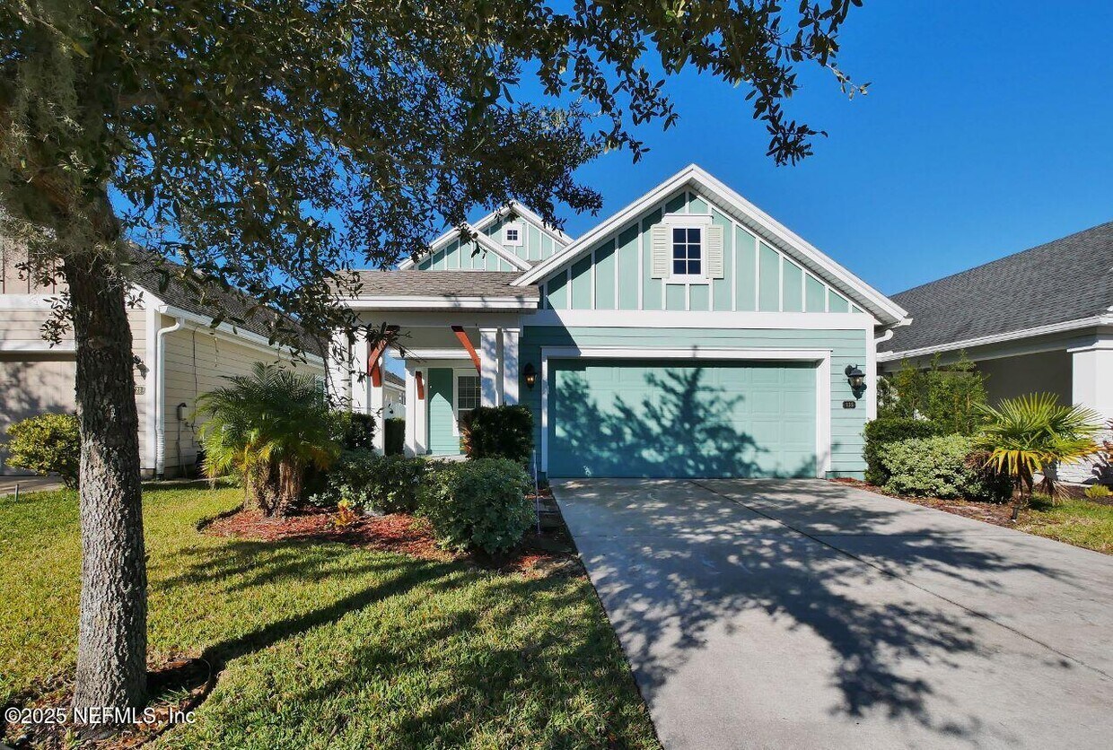 Foto principal - 135 Park Lake Dr