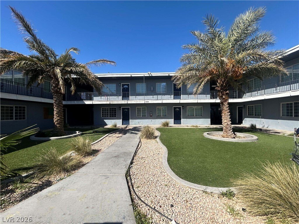 Foto del edificio - 412 W Monroe Ave