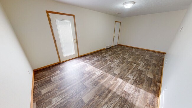 Foto del edificio - 300-306 Scott Pl