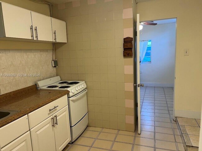 Foto del edificio - 280 NW 104th Terrace