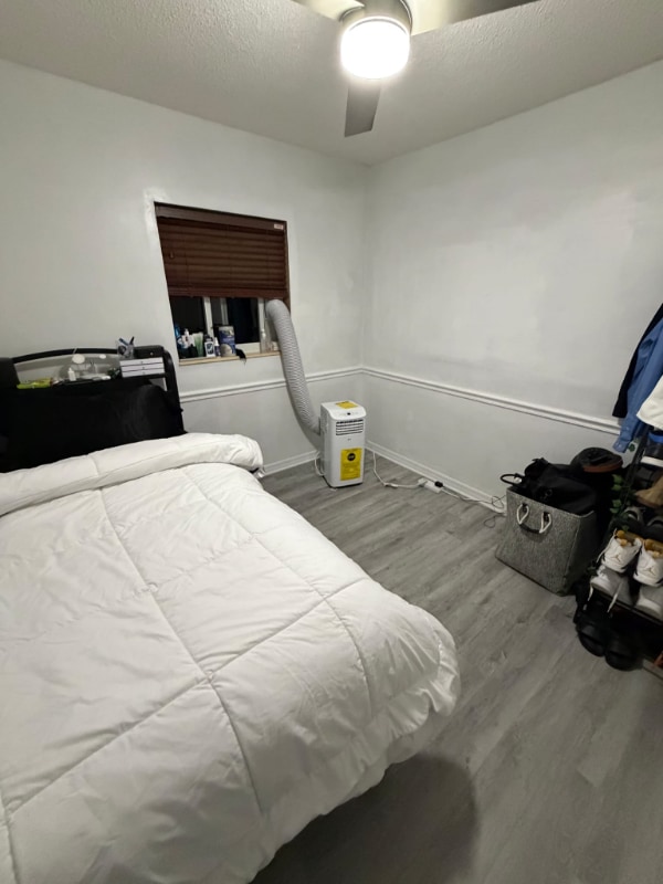 Photo - 5140 NE 3rd Ave House