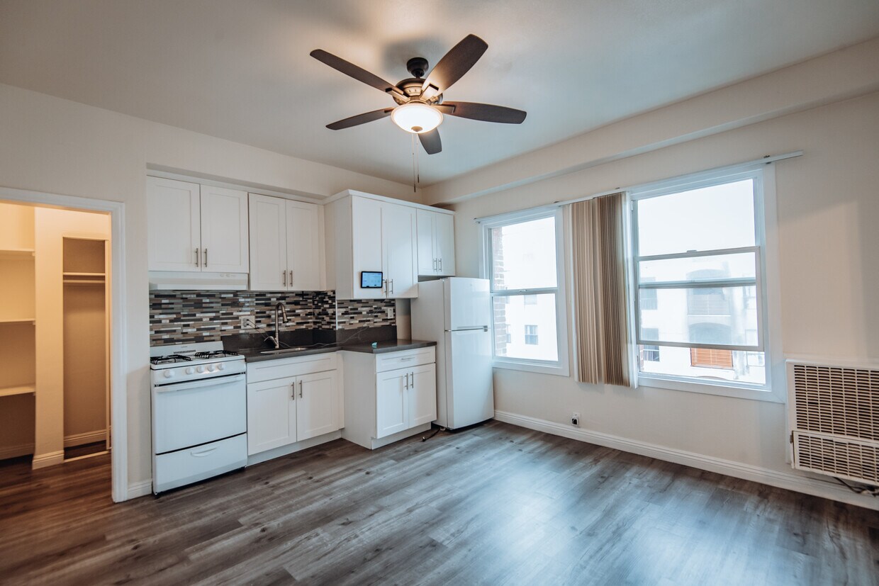 712 S Carondelet St, Los Angeles, CA 90057 Condo for Rent in Los