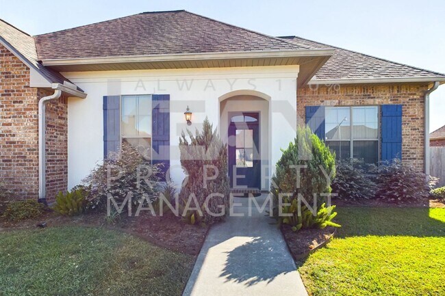 Foto del edificio - Beautiful 3 bedroom home available in Brou...