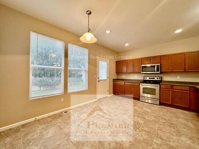 Foto del edificio - 7938 Sandy Springs Point