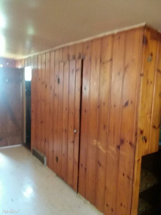 Foto del edificio - Studio, 1 bath Duplex - G4098 Fenton Rd # 2