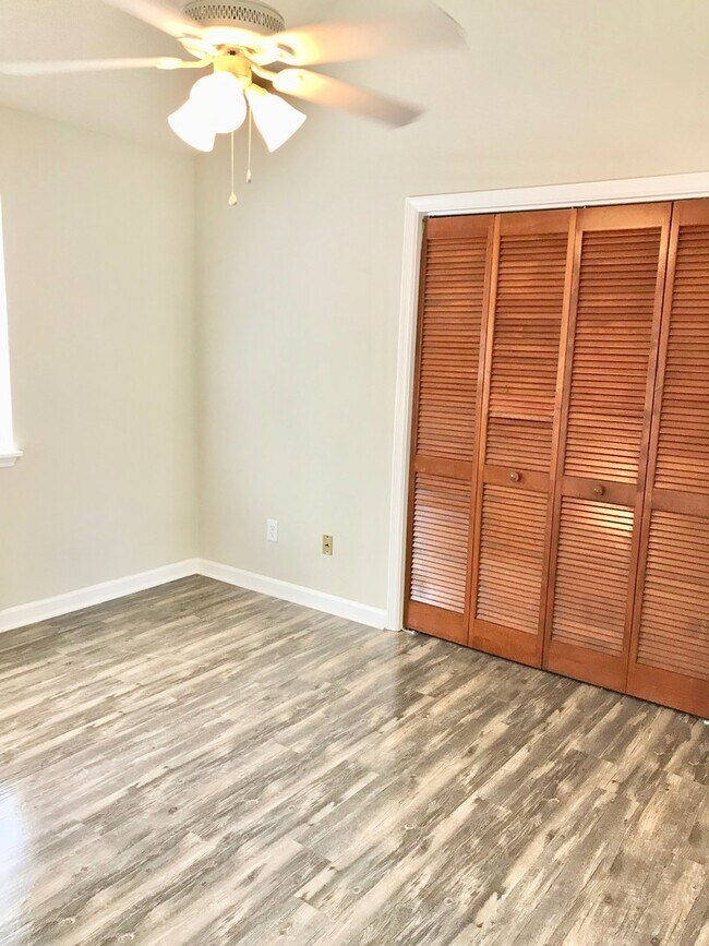Foto del edificio - Golf Colony 2 Bed/2 Bath Loft Style Condo