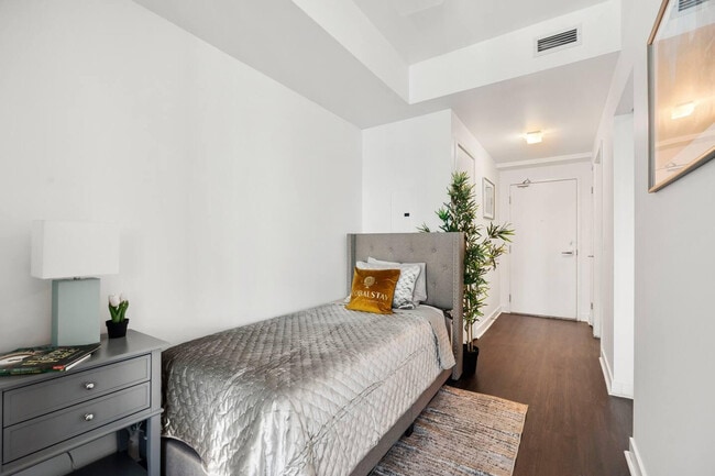 Building Photo - 65 Bremner Blvd