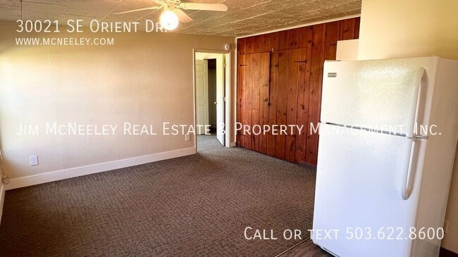 Building Photo - 30021 SE Orient Dr