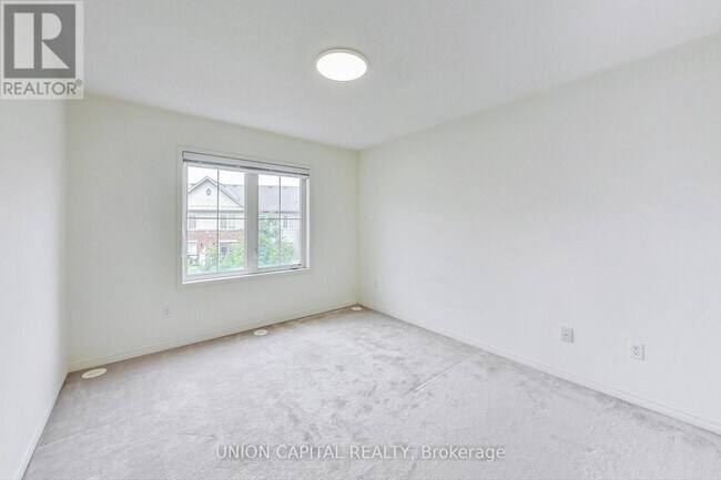 Photo du bâtiment - 19 Hays Blvd