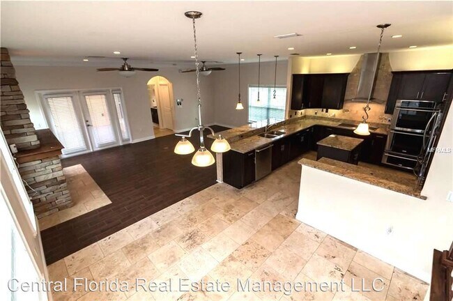 Building Photo - 5 br, 5.5 bath House - 6827 Sundrop St.