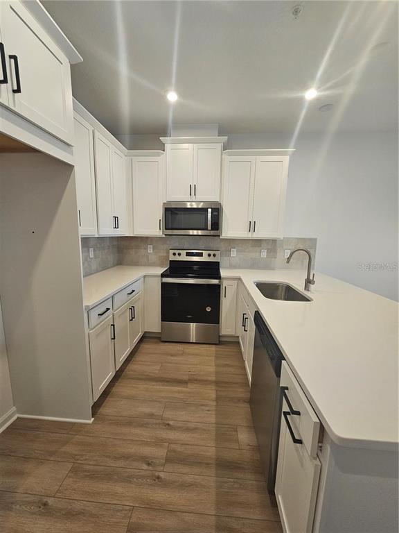 Building Photo - 11459 Sunsail Ave
