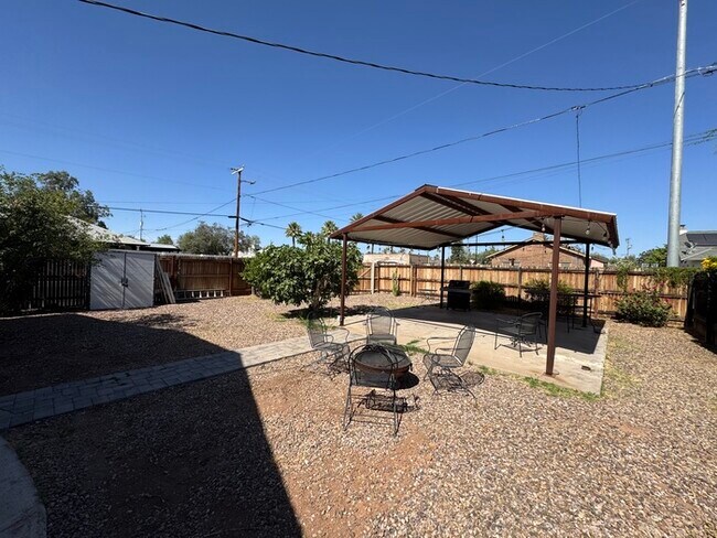 Foto del edificio - Coronado Historic District Duplex