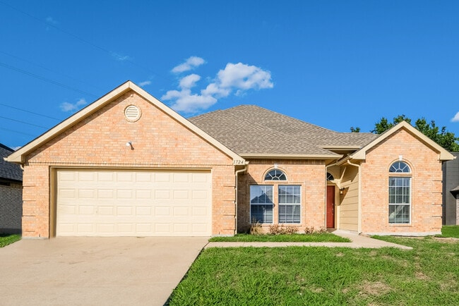 Building Photo - 1724 Green Terrace Dr