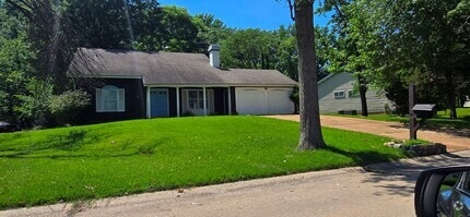 Building Photo - 12545 Clock Tower Dr