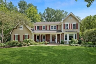 Building Photo - 2104 Kenton Ln