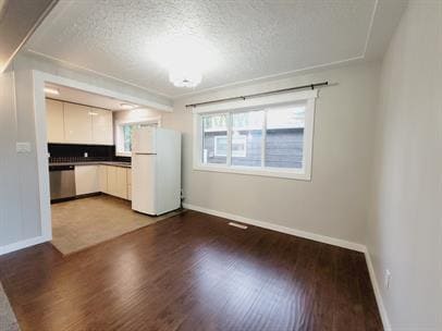 Building Photo - 7412-7483 83 Ave NW