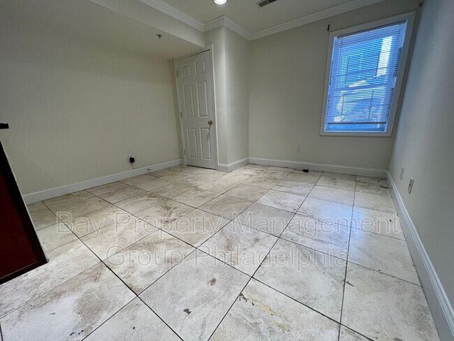 Foto del edificio - 1723 Fontain St