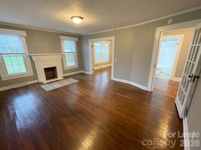 Building Photo - 28003 NC-73